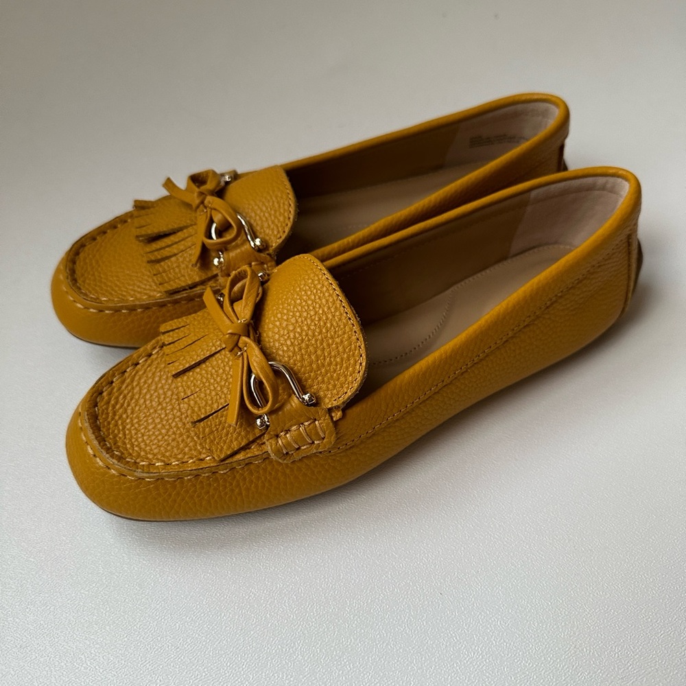 Talbots Shoes Flat Driving  Moccasin Everson Tasseled Size 6.5